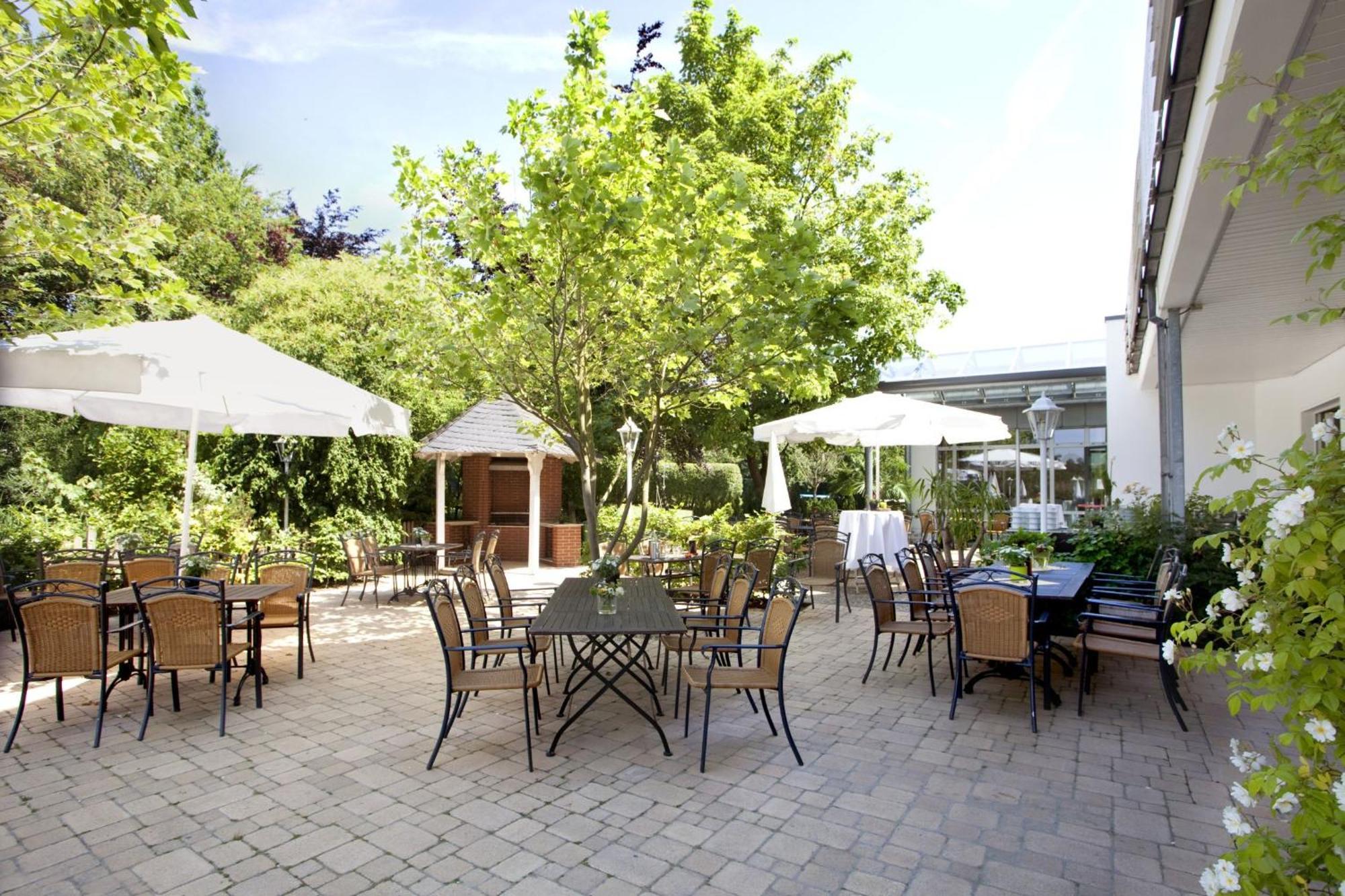 Landidyll Hotel Zum Freden Bad Iburg Exterior photo